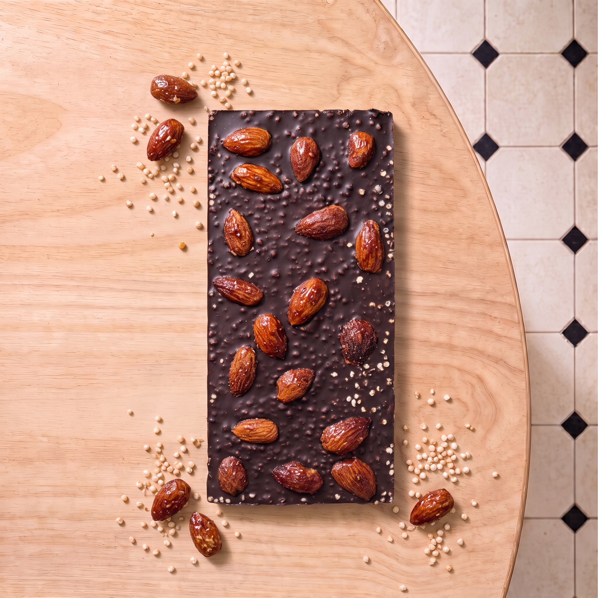 Noir Croquant - Dark Chocolate with Crispy Quinoa and Candied Almonds